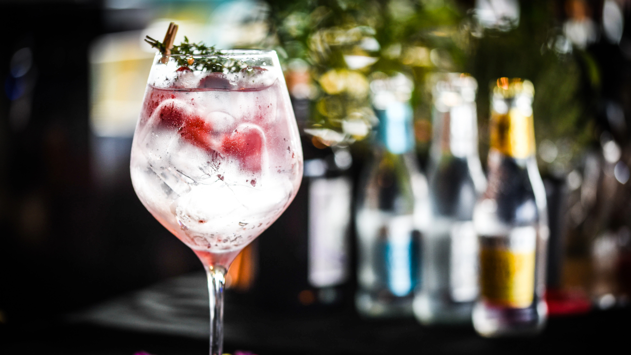 An elegant, celebratory gin cocktail